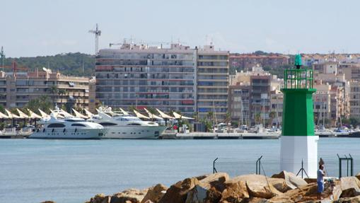 Imagen del puerto de Santa Pola