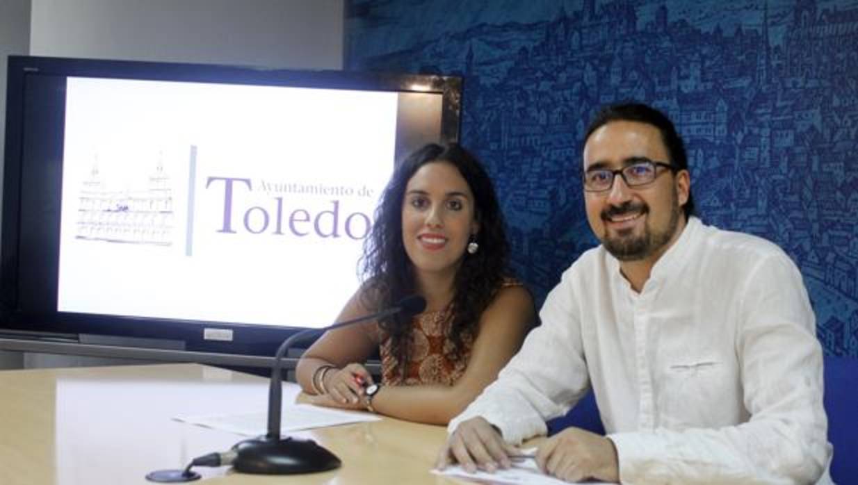 Inés Sandoval y Diego Mejías esta mañana en la rueda de prensa del Ayuntamiento.