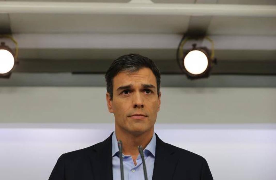 Pedro Sánchez durante una rueda de prensa en la sede socialista de Ferraz