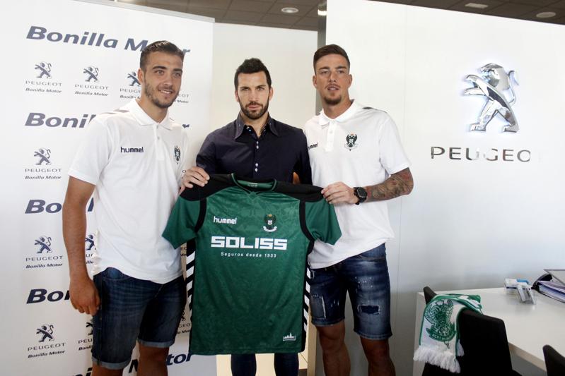 Continúan los fichajes en el Toledo con Jon Ander y Toño Vázquez