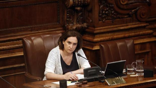 La alcaldesa de Barcelona, Ada Colau en el Ayuntamiento