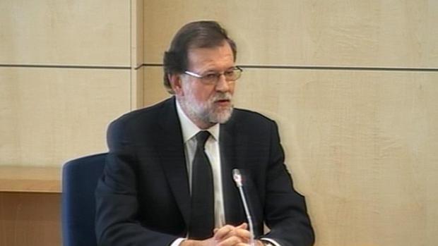 Rajoy se desliga de la contabilidad del PP y niega los sobresueldos de Bárcenas