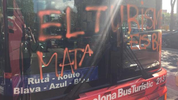 Bus turístico atacado esta semana en Barcelona