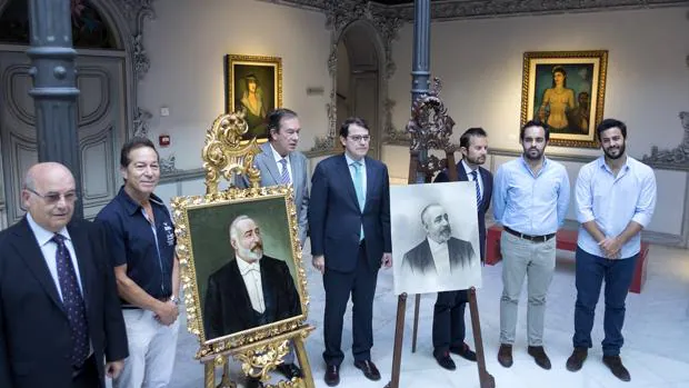 El alcalde Alfonso Fernández Mañueco y familiares de Miguel Lis participan, entre otros, en la presentación de las obras donadas