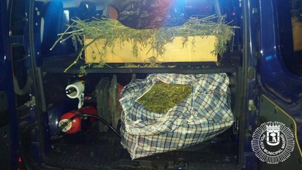 Tres detenidos con 20 kilos de marihuana en un furgón