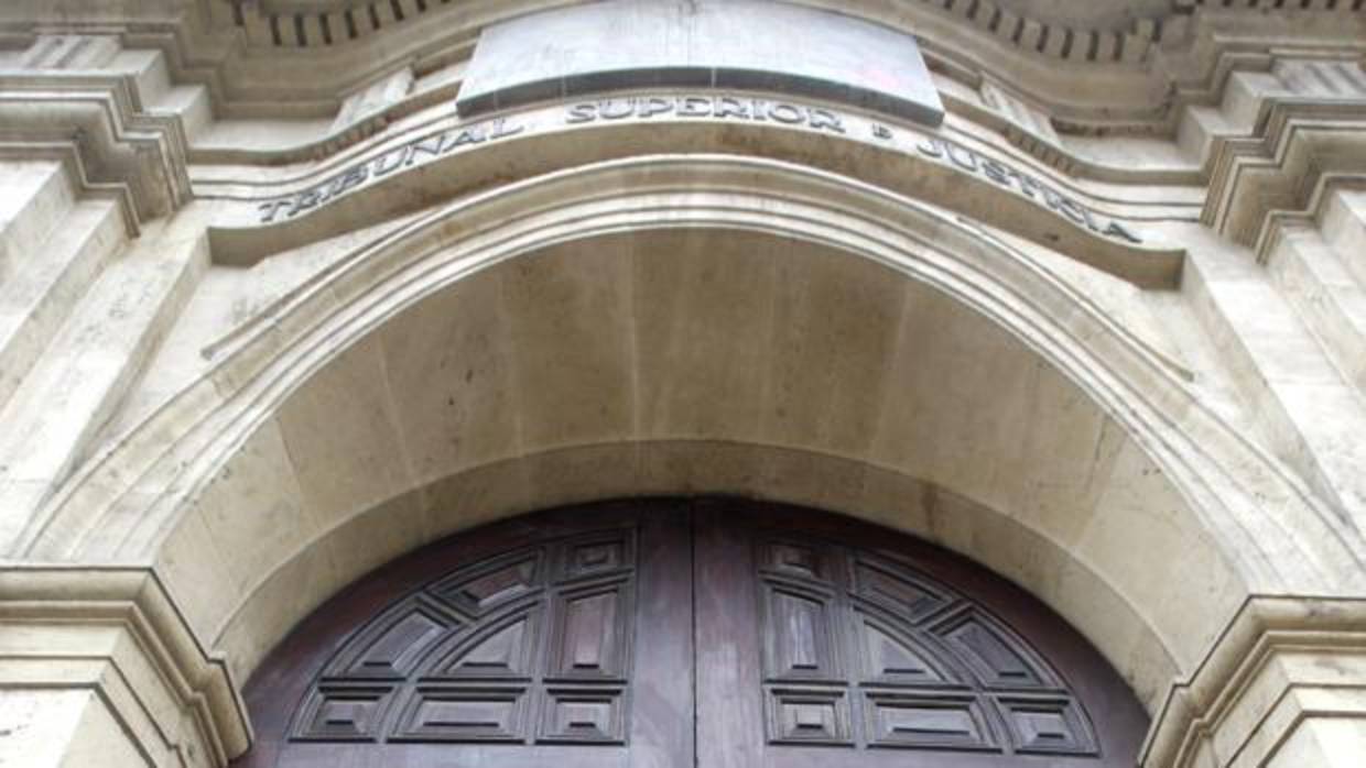 Imagen de la fachada del TSJCV