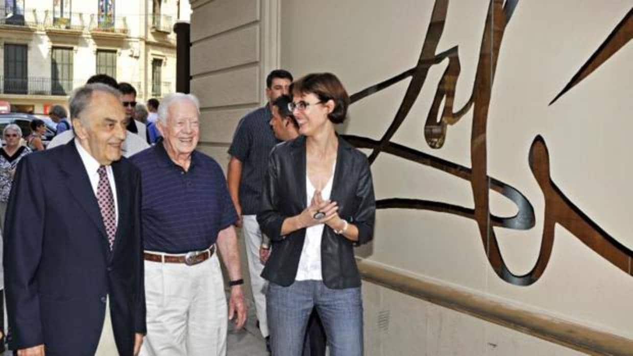 Boixadós, con Jimmy Carter, expresidente de EEUU, en el museo de Dalí en Figueras, en el año 2010