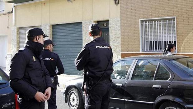 Cuatro menores detenidas por acosar a otra joven en Alicante