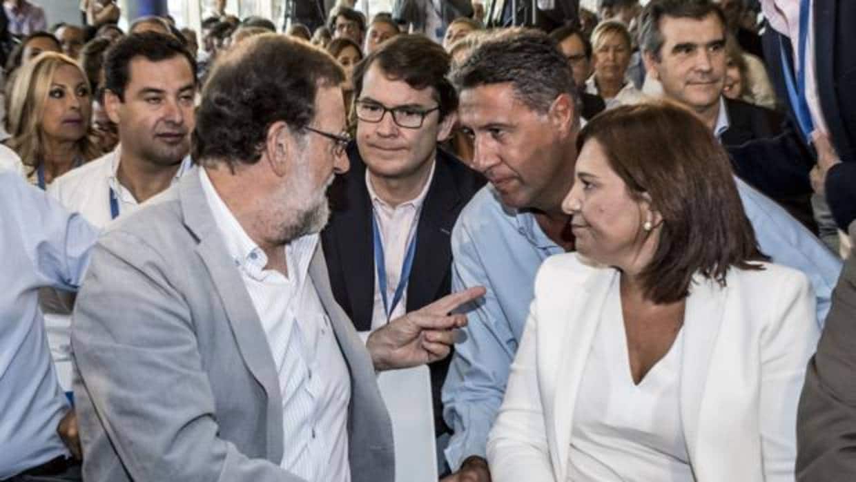 Imagen de Rajoy, Albiol y Bonig tomada este sábado en Alboraya