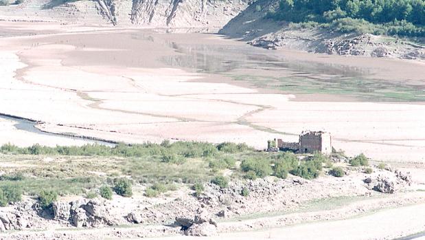 Sequía crítica en la margen derecha del Ebro: los embalses, al 28,8% de su capacidad
