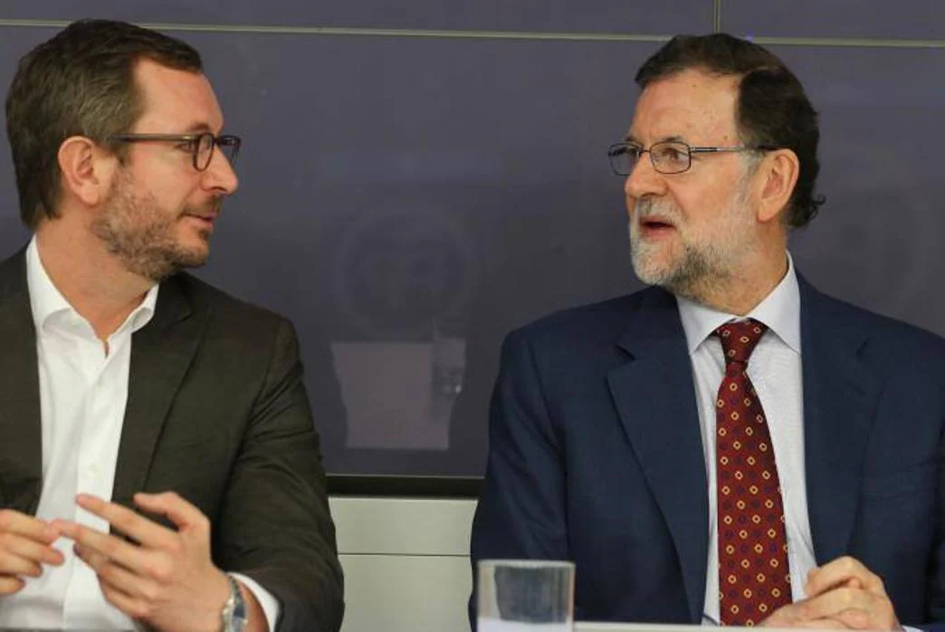 Maroto junto a Rajoy en la reunión del Comité Ejecutivo del lunes