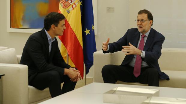 Rajoy y Sánchez se reúnen este jueves en Moncloa para tratar el tema catalán