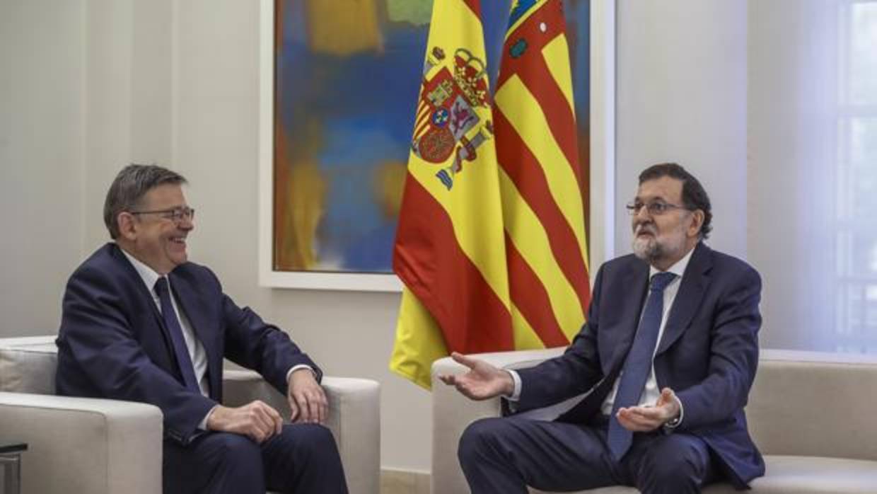 Ximo Puig y Mariano Rajoy, durante la reunión mantenida en Moncloa