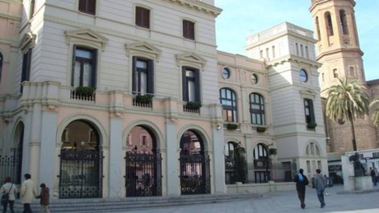 Fachada del ayuntamiento de Sabadell, en una imagen de archivo