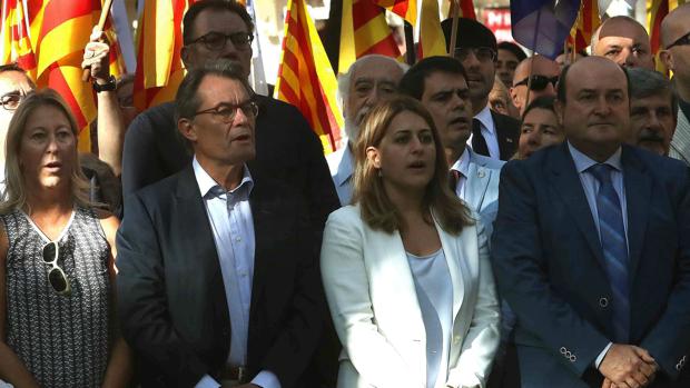 «El PNV quiere que el referéndum catalán se haga», asegura su presidente