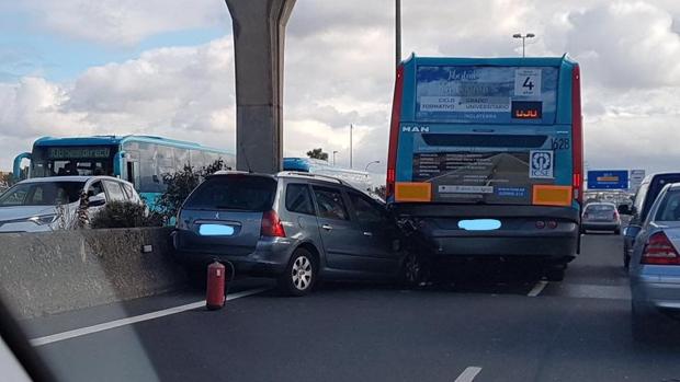 Dos muertos y 11 heridos en carreteras canarias en un mismo día