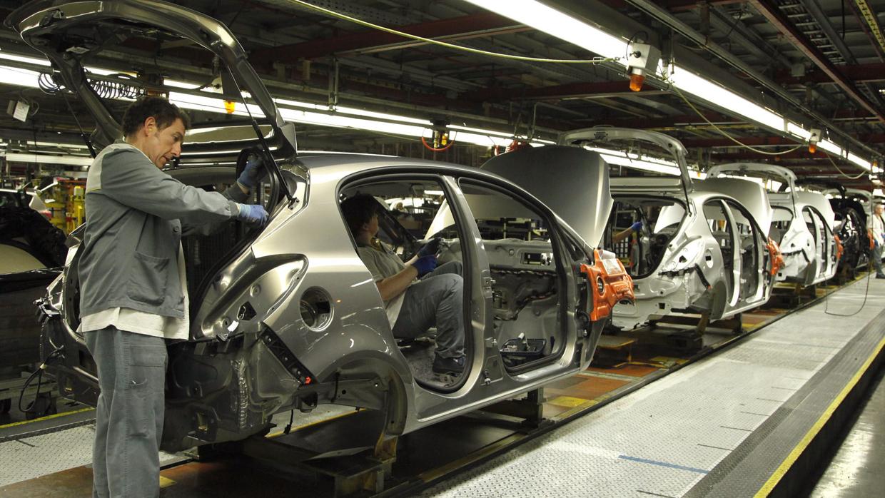 La factoría de Opel en Figueruelas, pilar de la industria automovilística aragonesa