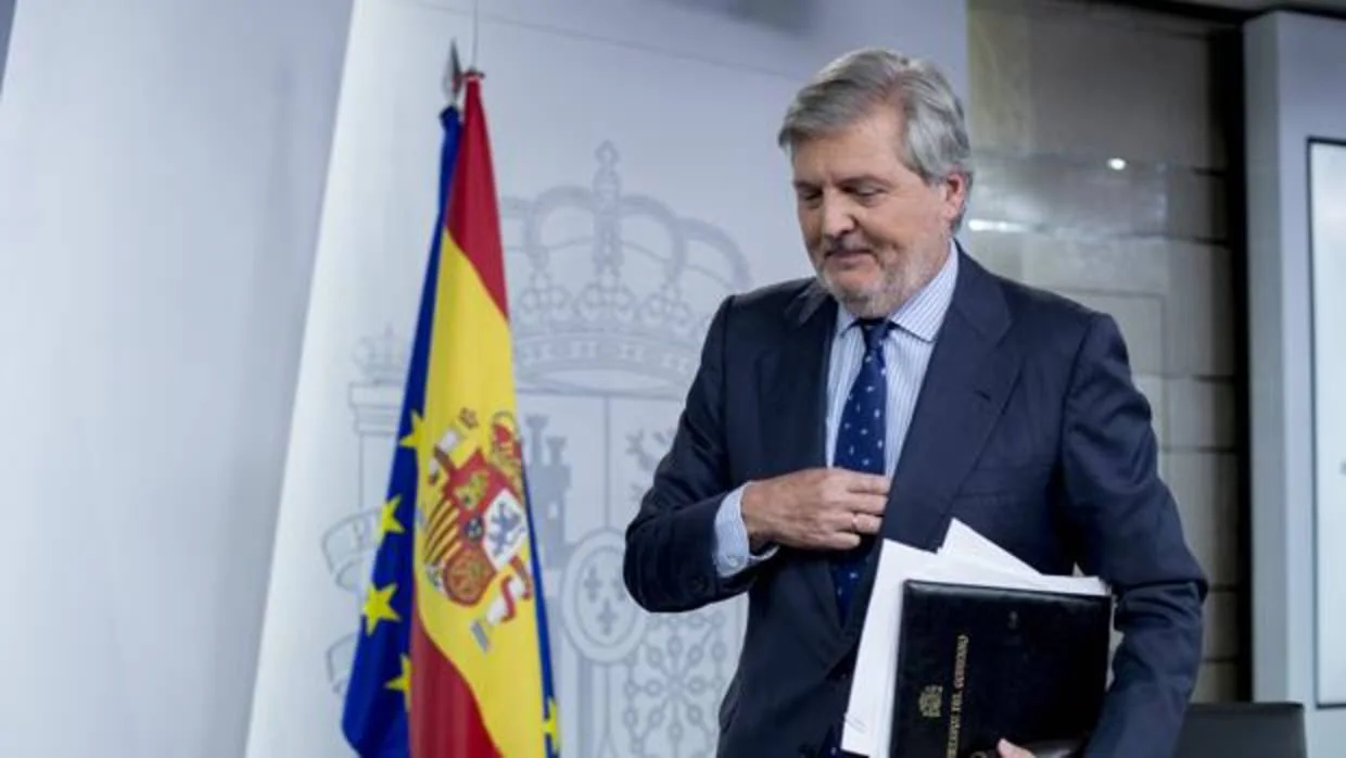 El portavoz del Gobierno, Íñigo Méndez de Vigo, en La Moncloa