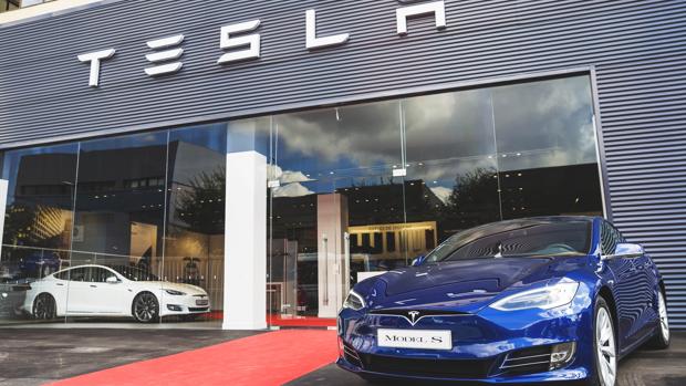 Tesla se estrena en Barcelona