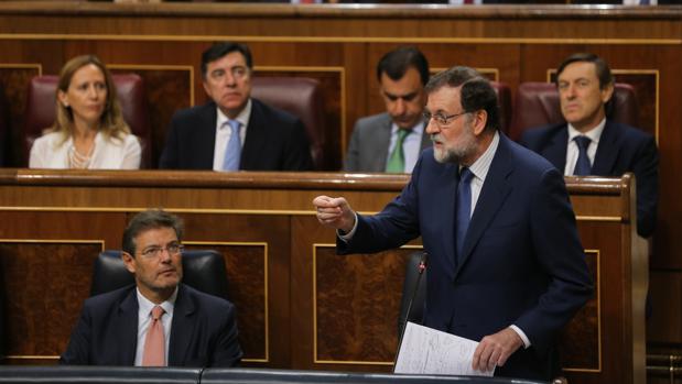 Rajoy a la Generalitat: «Abandonen la ilegalidad para evitar males mayores»