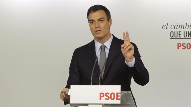 Pedro Sánchez avisa de que el referéndum busca «romper» España y no echar a Rajoy