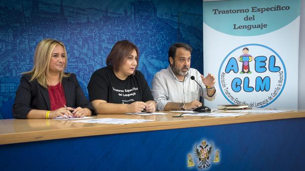 Los niños con trastorno del lenguaje piden la palabra