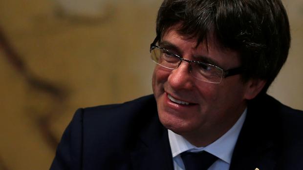 Puigdemont se reúne con el 'número dos' de Interior en la Junta de Seguridad este jueves