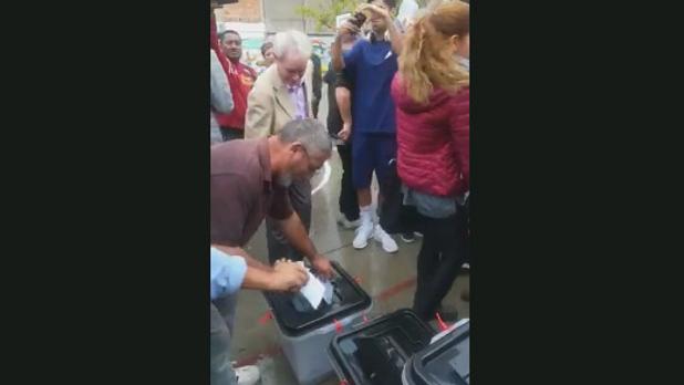 Las numerosas irregularidades (constatadas) del referéndum ilegal