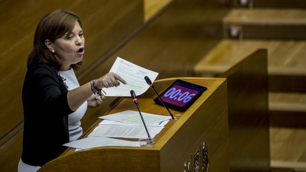Isabel Bonig: «Mónica Oltra está incapacitada para seguir representando a todos los valencianos»