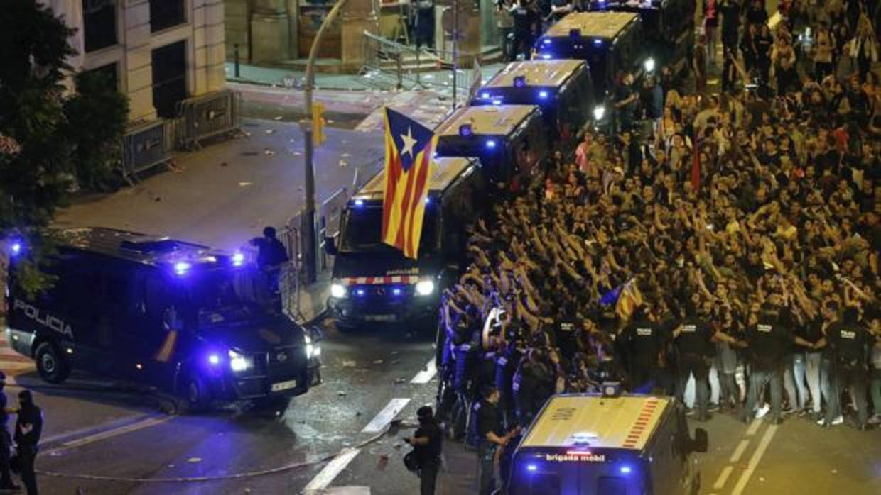 «En Cataluña hay gente en peligro»