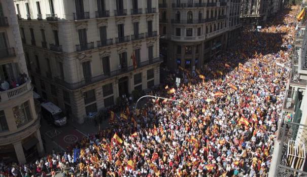 «¡Que nadie vuelva a hablar de Cataluña como si fuera solamente de los nacionalistas!»