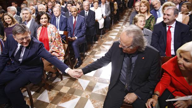 Hortensia Herrero, mujer de Juan Roig, luce en sus uñas los colores de la bandera de España y la Senyera