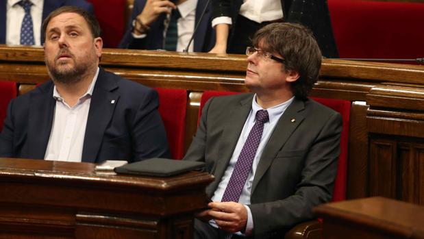 Puigdemont ultima una declaración de independencia con proceso constituyente para Cataluña