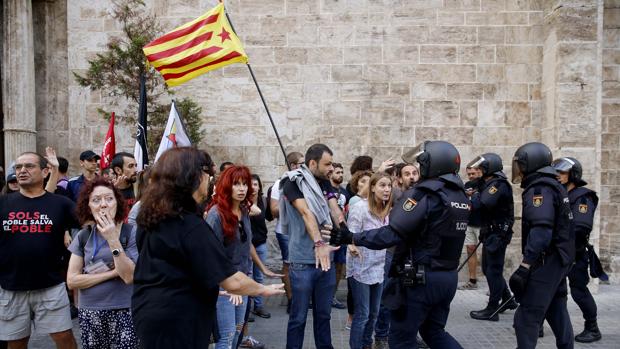 El Gobierno asegura que la manifestación ultraderechista en Valencia no estaba autorizada