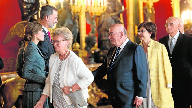 Catalanes y empresarios, protagonistas de la Fiesta Nacional