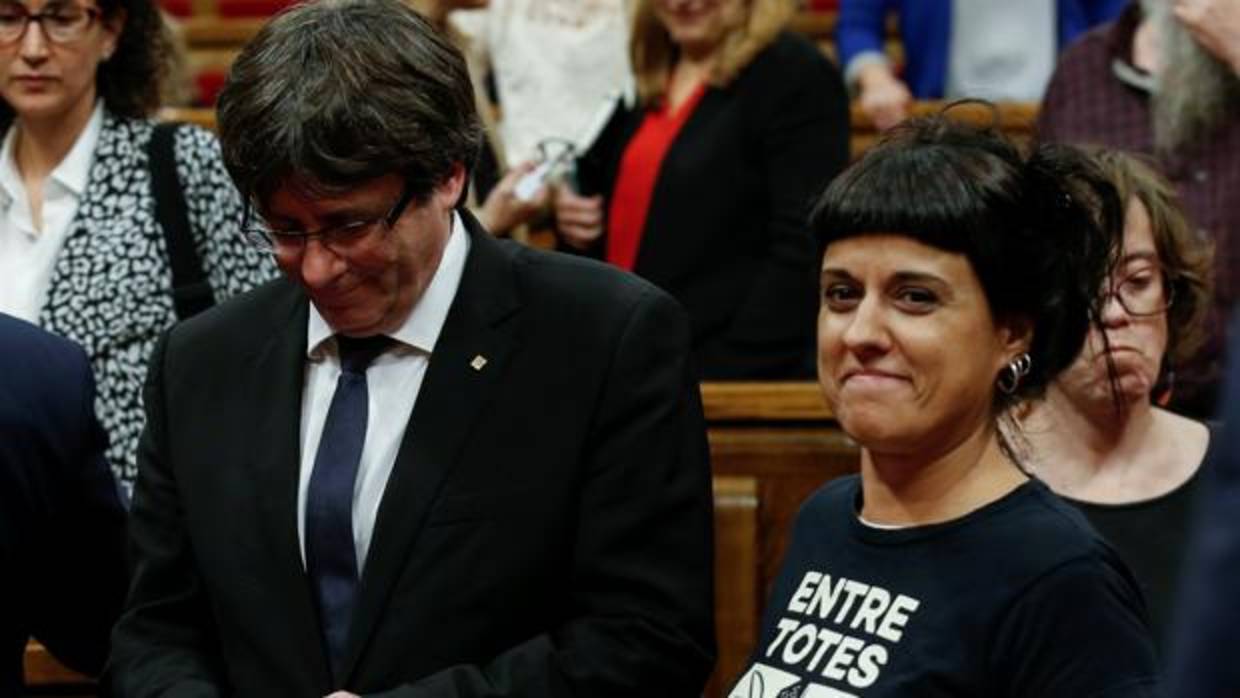La CUP critica la respuesta de Puigdemont e insiste en proclamar ya la república catalana