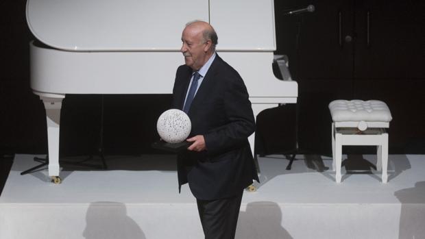 Vicente Del Bosque recibirá en Valencia el Premio Convivencia 2017 de los ateneos de España