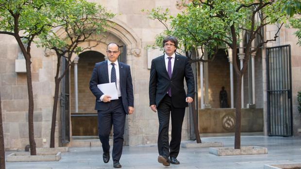 Puigdemont ofrecerá diálogo a Rajoy el jueves, pero «no se moverá» de su posición actual