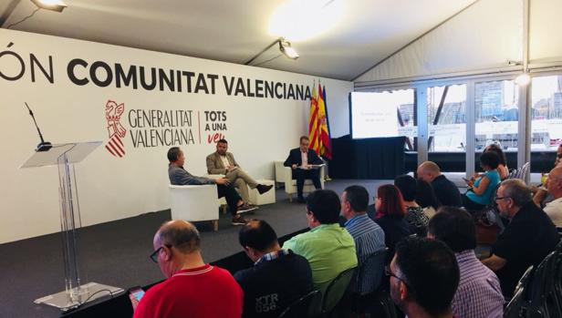 «Economía real, una visión social», en el pabellón CV Alicante Puerto de Salida