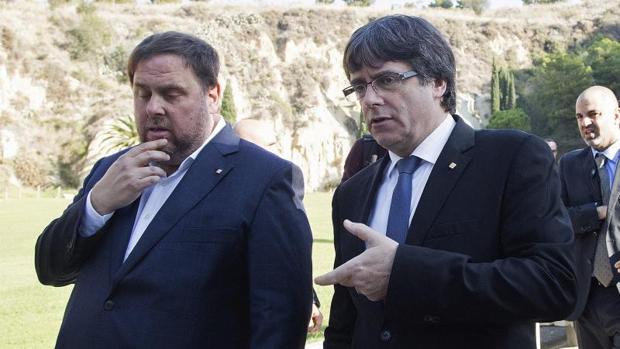 Puigdemont, Junqueras y doce consejeros serán destituidos tras la aplicación del artículo 155