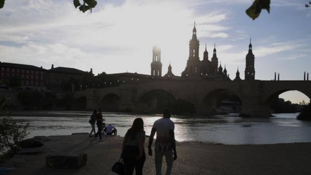 El río Ebro a su paso por Zaragoza capital