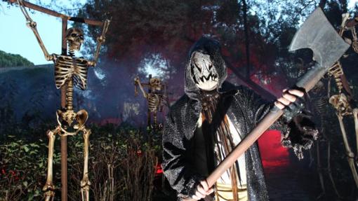 Brujas, esqueletos andantes, vampiros, fantasmas o payasos asesinos, entre otros, cobran vida en la noche de Halloween