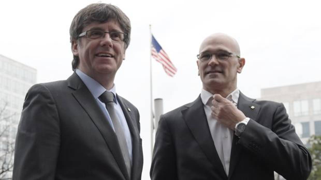 Carles Puigdemont y Raul Romeva, en Washington