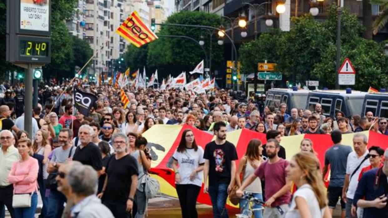 Imagen de la manifestación convocada por la Comisión 9 d'Octubre