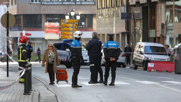 Un escape de gas en la calle Ave María de Ponferrada obliga a desalojar a vecinos y comerciantes de la zona