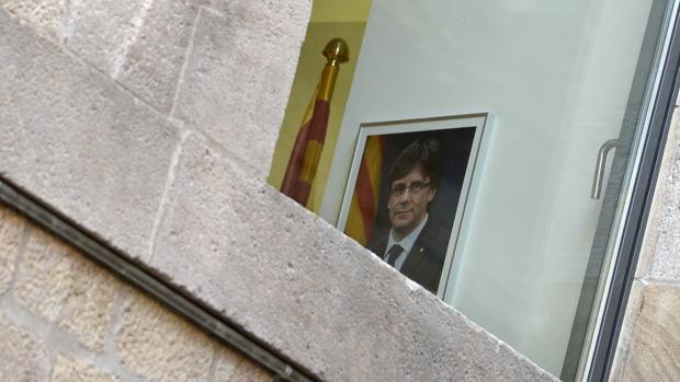 Puigdemont se encuentra en Bruselas con otros miembros del gobierno catalán