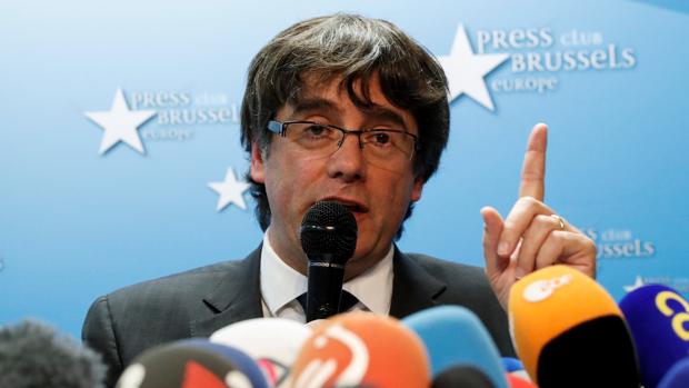 Puigdemont acepta las elecciones del 21-D, pero pide «garantías» para someterse a la Justicia en España