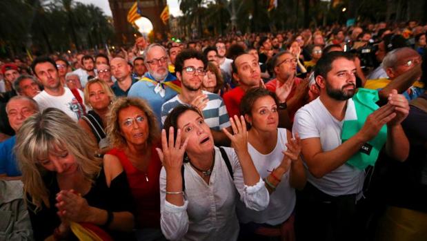 El octubre en que Cataluña se asomó al abismo de una independencia ilegal