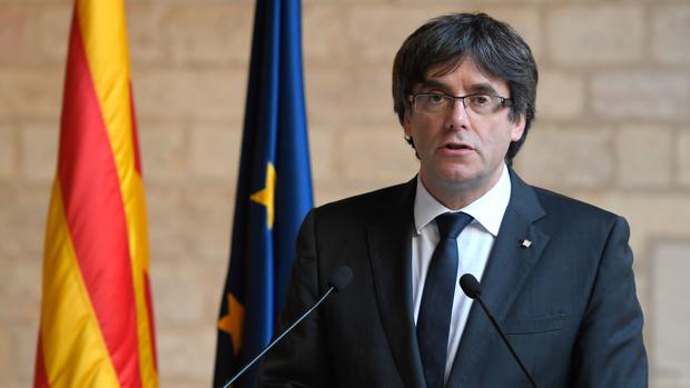 Puigdemont comparecerá el 17 de noviembre ante el tribunal que decidirá sobre su entrega