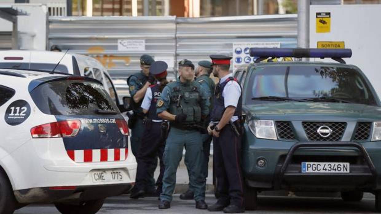 Mossos y Guardia Civil en Cataluña